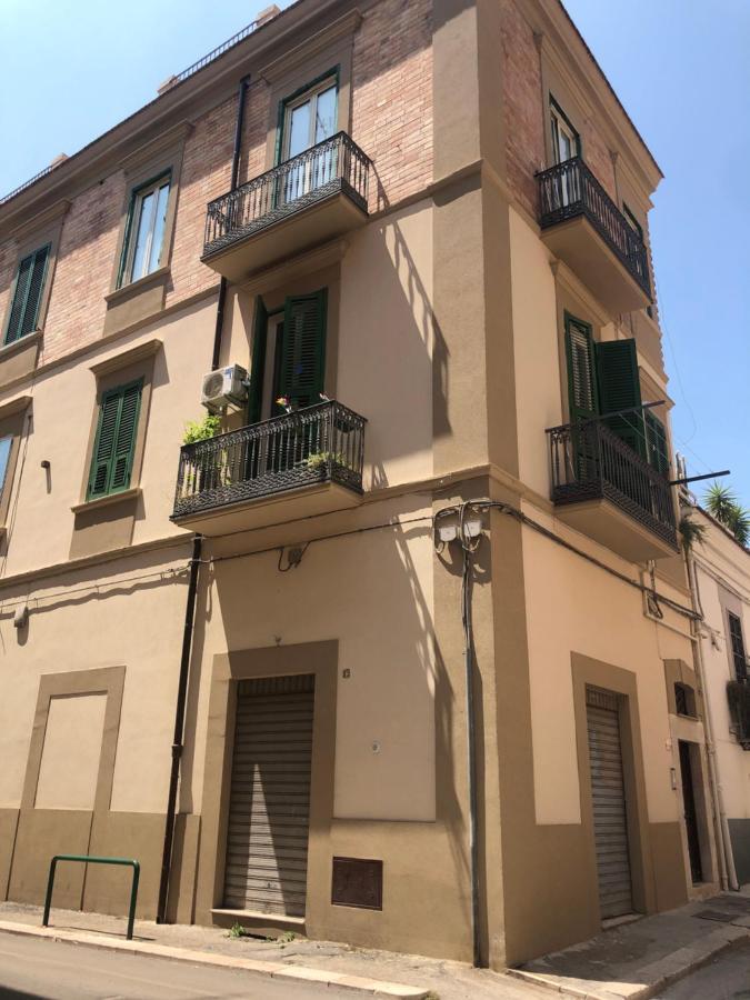 フォッジアCasa Renataアパートメント エクステリア 写真